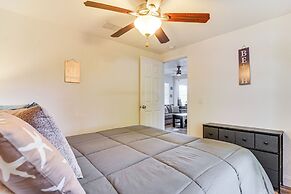 Sunny Gulfport Home: Walk to Art District + Beach!