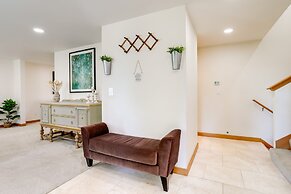 Redmond Vacation Rental ~ 16 Mi to Seattle!