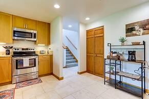 Redmond Vacation Rental ~ 16 Mi to Seattle!