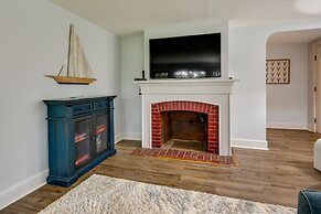 Near Beach: Coastal Maine Getaway w/ Yard