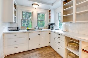 Near Beach: Coastal Maine Getaway w/ Yard