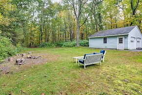 Near Beach: Coastal Maine Getaway w/ Yard