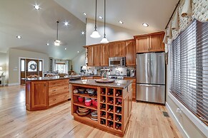 2 Mi to Elk Mountain: Secluded Union Dale Home!