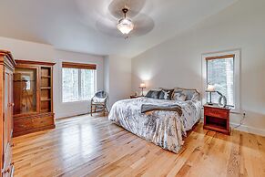 2 Mi to Elk Mountain: Secluded Union Dale Home!