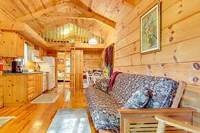 Hendersonville Creekside Cabin: Near Dupont Forest