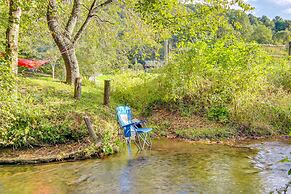 Hendersonville Creekside Cabin: Near Dupont Forest