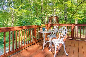 Hendersonville Cabin Near Hiking & Waterfalls!