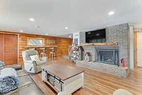 Lakefront Hayesville Retreat w/ Private Swim Dock