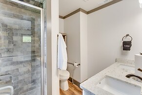 Lakefront Hayesville Retreat w/ Private Swim Dock