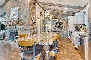 Lakefront Hayesville Retreat w/ Private Swim Dock