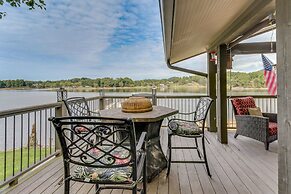 Lakefront Hayesville Retreat w/ Private Swim Dock