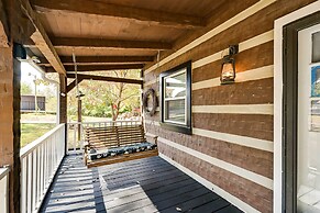 Mammoth Cave Cabin w/ Fire Pit - 3 Mi to Lake!