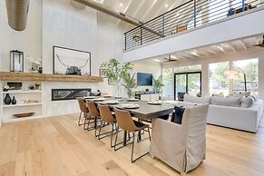 Waterfront Granbury Home w/ Electric Fireplace!