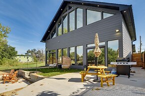 Waterfront Granbury Home w/ Electric Fireplace!