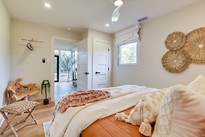 Waterfront Granbury Home w/ Electric Fireplace!