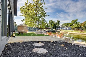 Waterfront Granbury Home w/ Electric Fireplace!