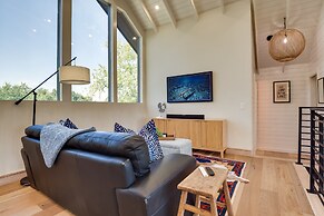 Waterfront Granbury Home w/ Electric Fireplace!