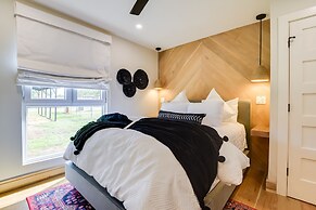 Waterfront Granbury Home w/ Electric Fireplace!