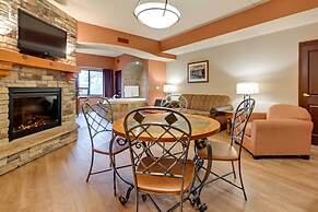 Wisconsin Dells Resort Condo w/ 2 Fireplaces