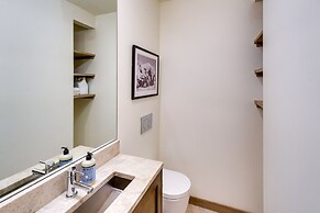Sun Valley Condo w/ Furnished Patio: Near Skiing!