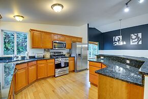 Gig Harbor Vacation Rental w/ Private Hot Tub!