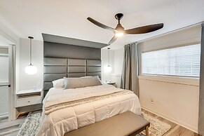 Luxury 'prairie Retreat': 5 Min From Madison!
