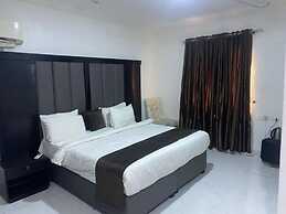 RUSH LAGOS HOTEL SUITES AND LAUNGE