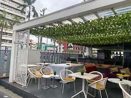 RUSH LAGOS HOTEL SUITES AND LAUNGE