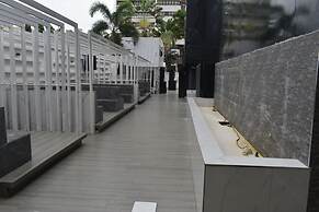 RUSH LAGOS HOTEL SUITES AND LAUNGE