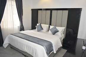 RUSH LAGOS HOTEL SUITES AND LAUNGE