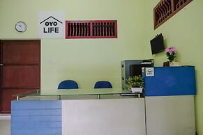 OYO Life 2508 Alba Suites Homestay Syariah