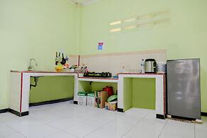 OYO Life 2508 Alba Suites Homestay Syariah
