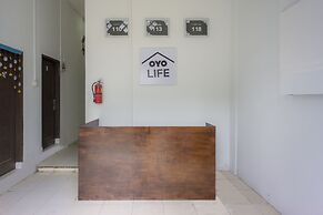 OYO Life 2366 Gatsu Kost