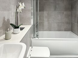 Toothbrush Apartments - Century House