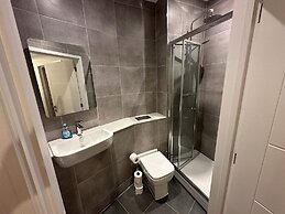 Toothbrush Apartments - Century House