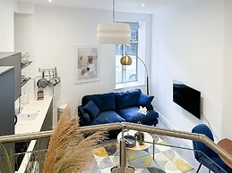 Toothbrush Apartments - Century House