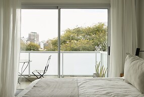 Stylish 2-Bedroom Retreat in Palermo