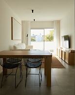 Stylish 2-Bedroom Retreat in Palermo