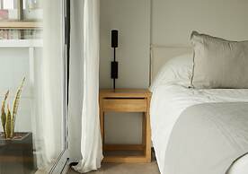 Stylish 2-Bedroom Retreat in Palermo