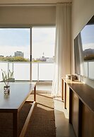 Stylish 2-Bedroom Retreat in Palermo