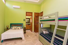 Sonidos del Agua in Quepos