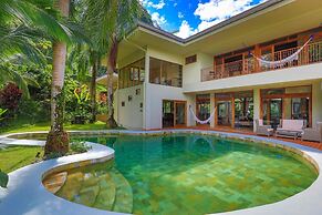 18 Sleep With Pool Private Villa