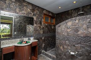 18 Sleep With Pool Private Villa