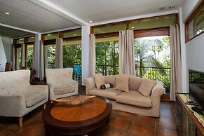 18 Sleep With Pool Private Villa