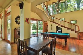 18 Sleep With Pool Private Villa