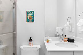 Bobba Fett's Carbonite Suite