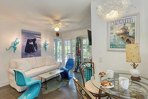 Monkey House by Avantstay Pool, by Duval Street