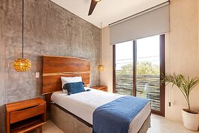 Minimalistic Coup De Coeur In Town - 2 Rooms Unit