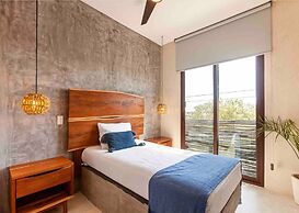 Minimalistic Coup De Coeur In Town - 2 Rooms Unit