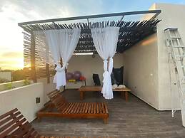 Minimalistic Coup De Coeur In Town - 2 Rooms Unit